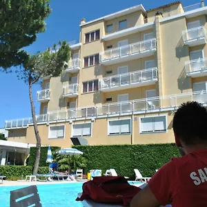 Bahama 3*, Rimini Italien